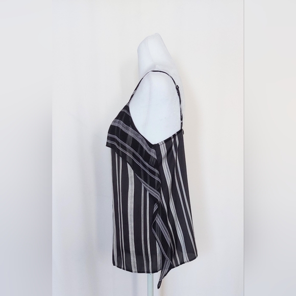 BCBGeneration Size XS Spaghetti Strap Cami Top Black White Adjustable Straps - Picture 6 of 7